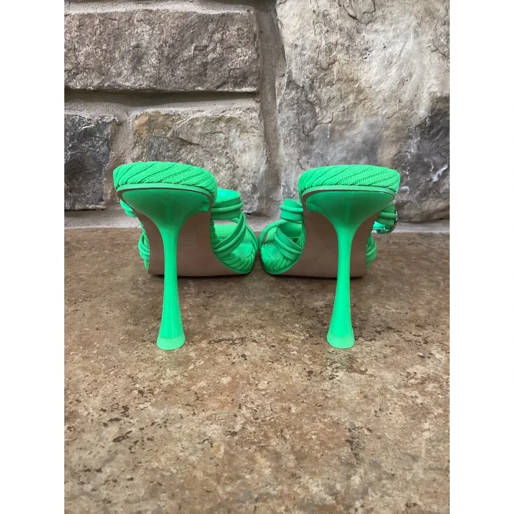Steve Madden Trin Neon Green Strappy Square Toe Heeled Sandals TRIN08S1 Size 6